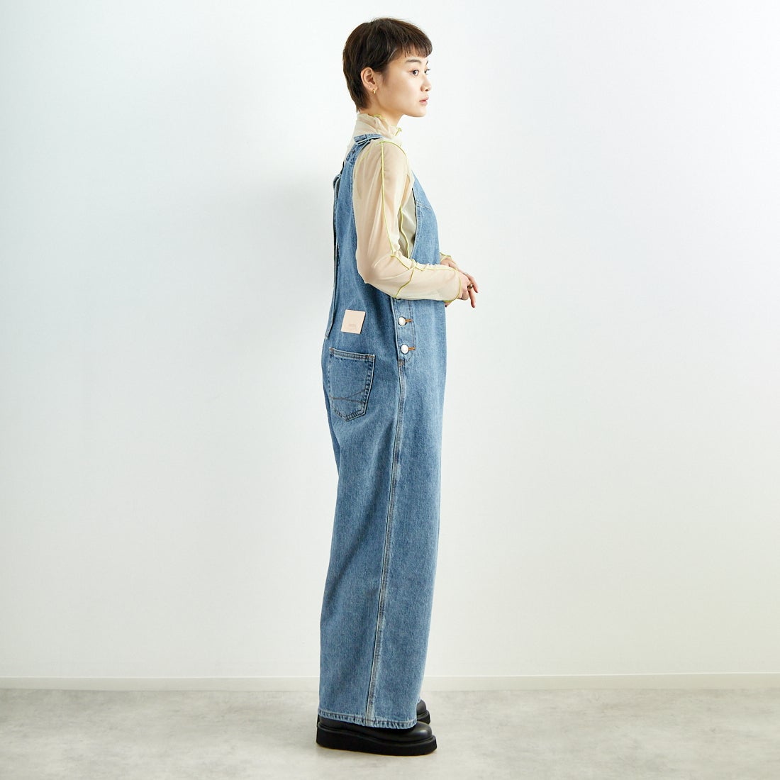 SOMETHING [サムシング] アメリカンスリーブオールインワン [SA1904] 94 L.BLUE &&モデル身長：160cm 着用サイズ：F&&