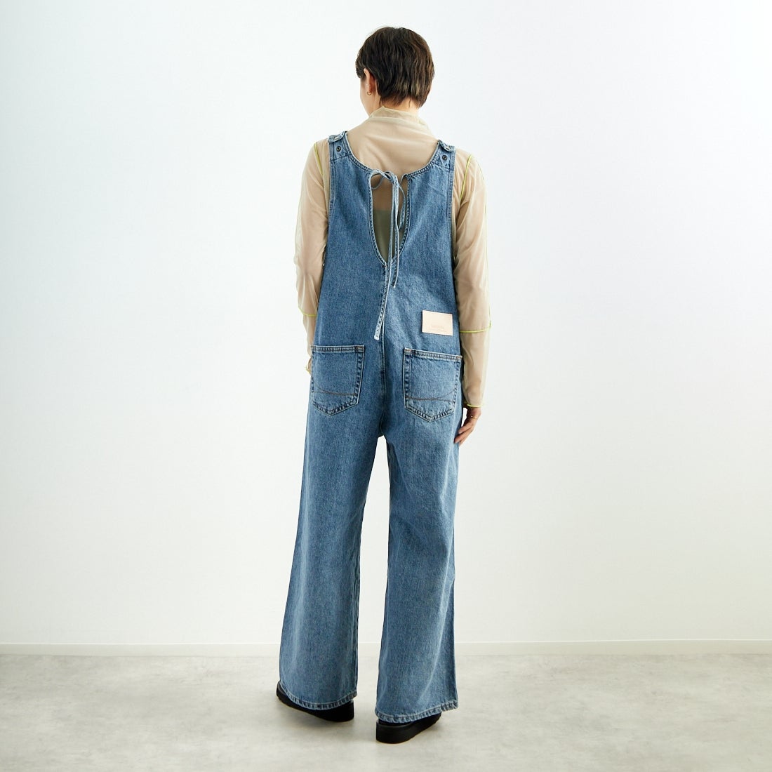 SOMETHING [サムシング] アメリカンスリーブオールインワン [SA1904] 94 L.BLUE &&モデル身長：160cm 着用サイズ：F&&