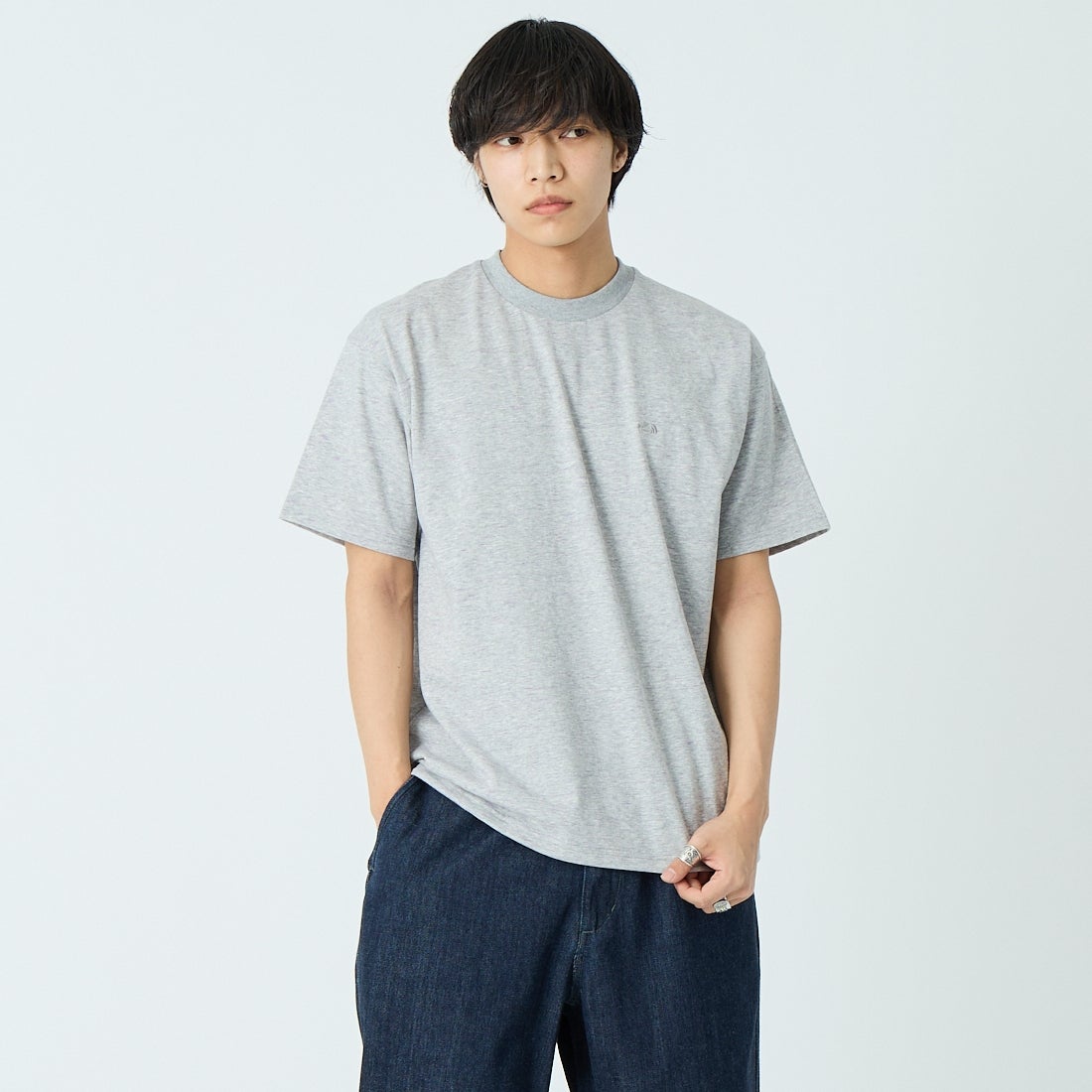 THE NORTH FACE PURPLE LABEL [ザ ノースフェイス パープルレーベル] ショートスリーブフィールドTシャツ [N25SH089] Z MX GRAY &&モデル身長：179cm 着用サイズ：M&&