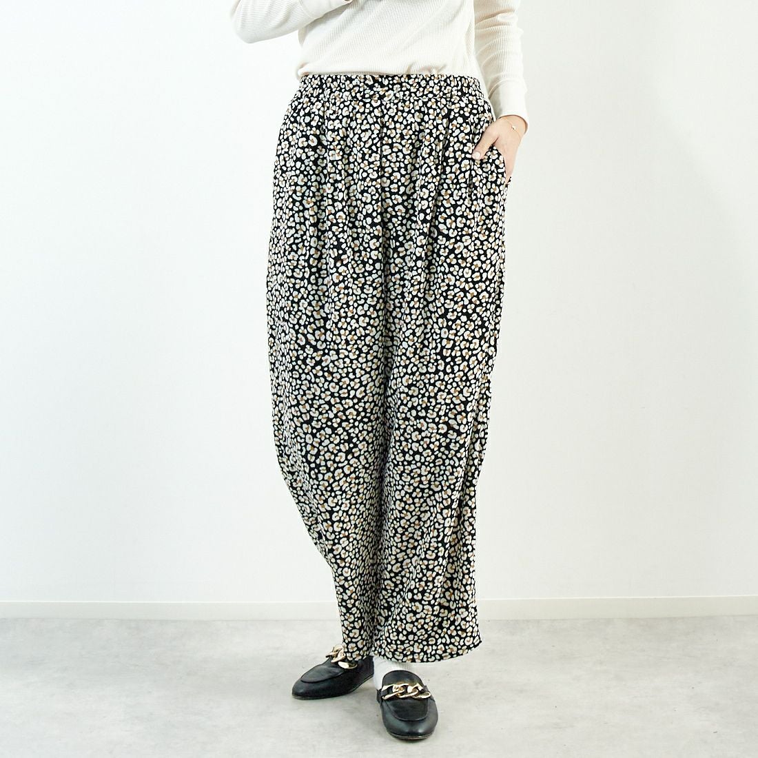 ﾌﾞﾗｯｸﾚｵﾊﾟｰ&&モデル身長：167cm 着用サイズ：M&&