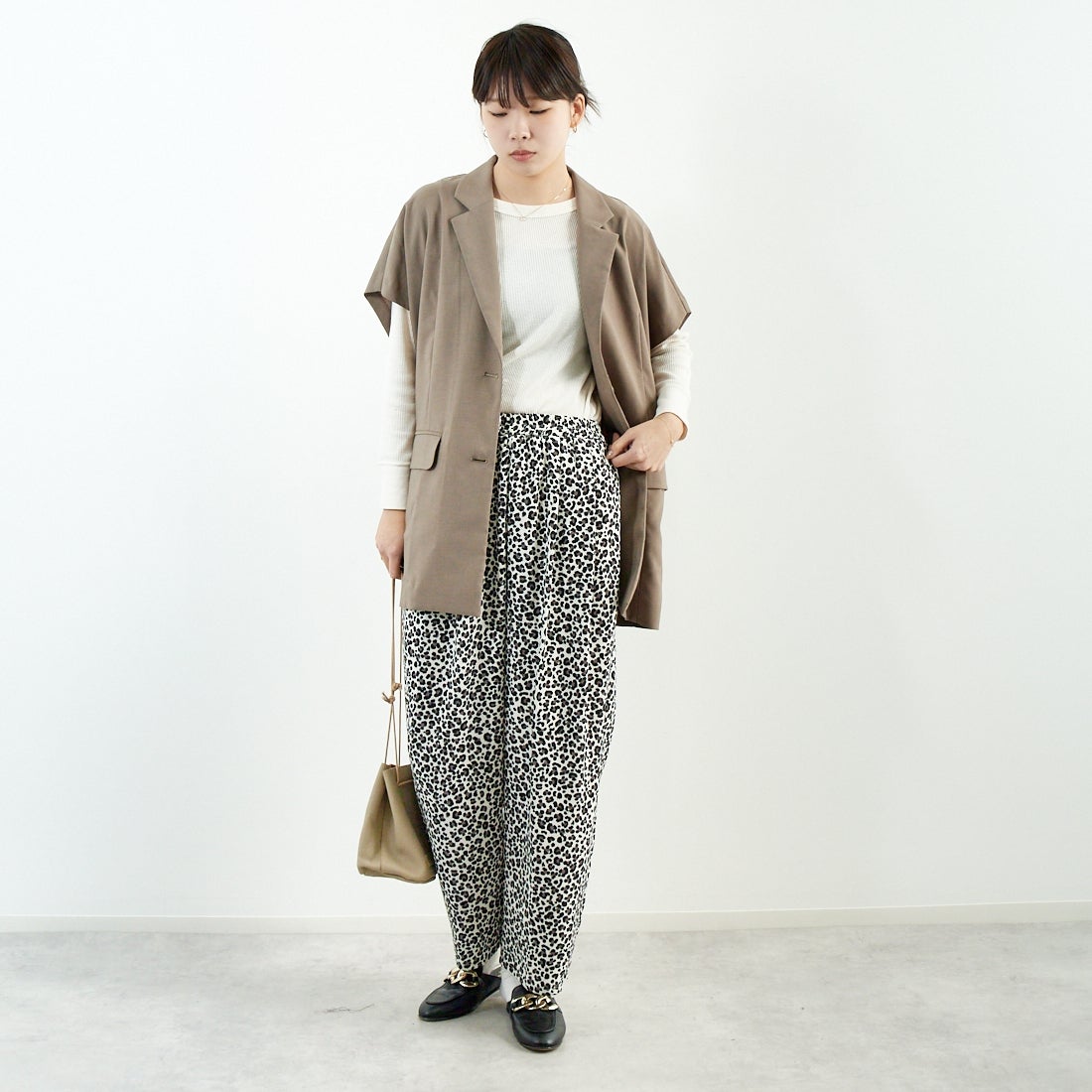 Jf Ready Made [ジェイエフレディメイド] 総柄イージーパンツ [51286547] ｵﾌﾚｵﾊﾟｰﾄﾞ &&モデル身長：167cm 着用サイズ：M&&