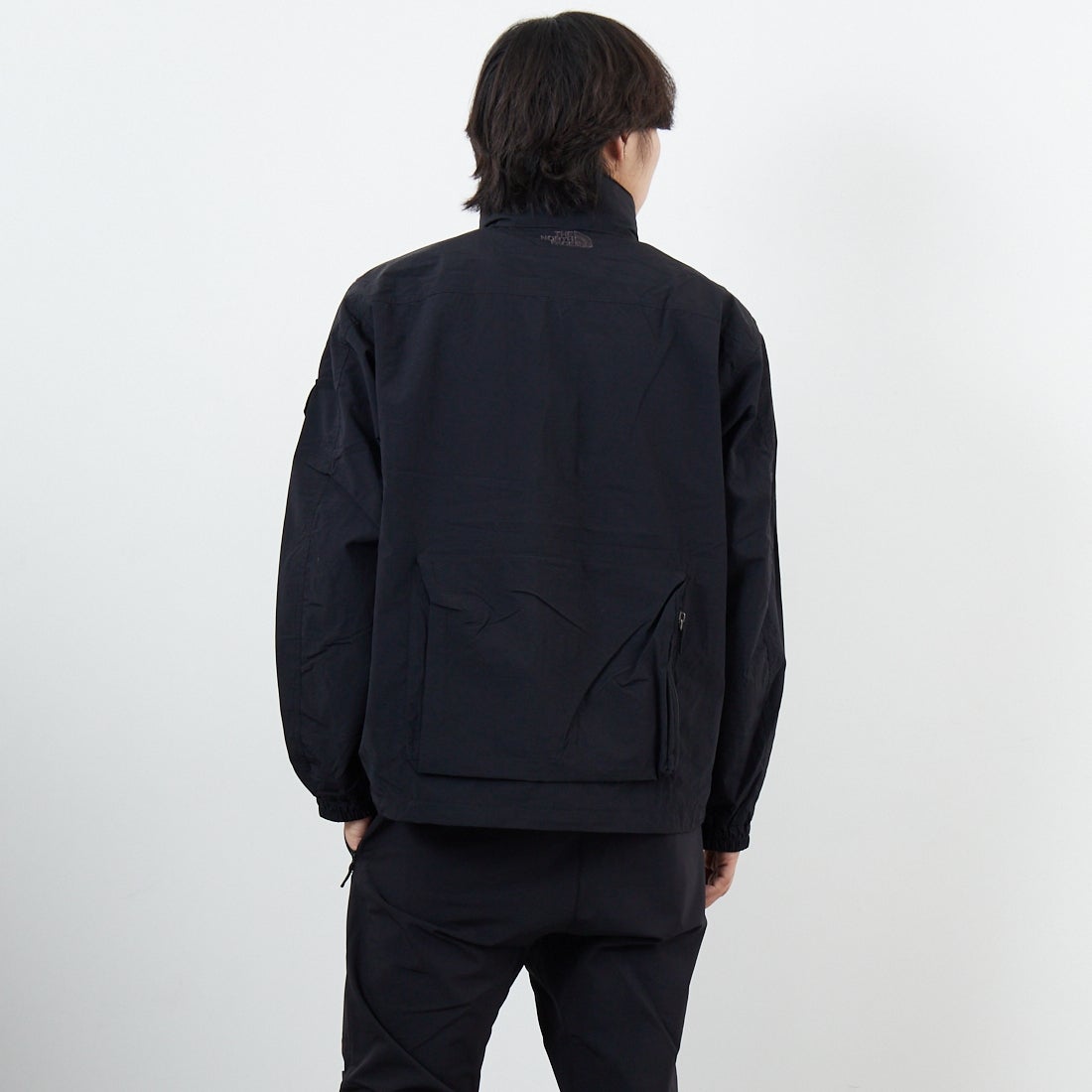 THE NORTH FACE [ザ ノースフェイス] フィールドユーティリティジャケット [NP22533] K &&モデル身長：179cm 着用サイズ：M&&