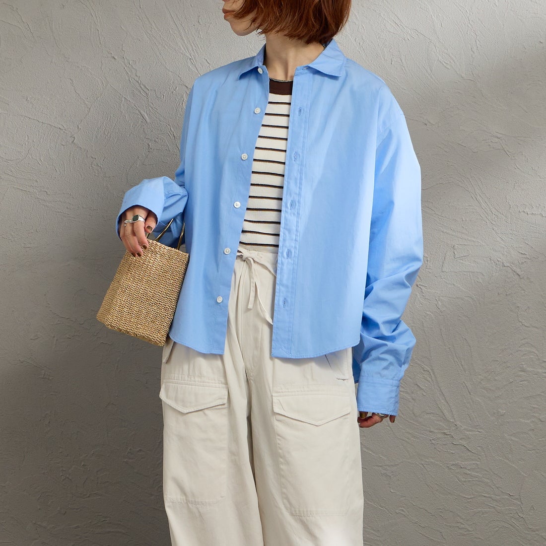 THE SHINZONE [ザ シンゾーン] ショートペックシャツ [25SMSBL12] 83 BLUE &&モデル身長：158cm 着用サイズ：F0&&