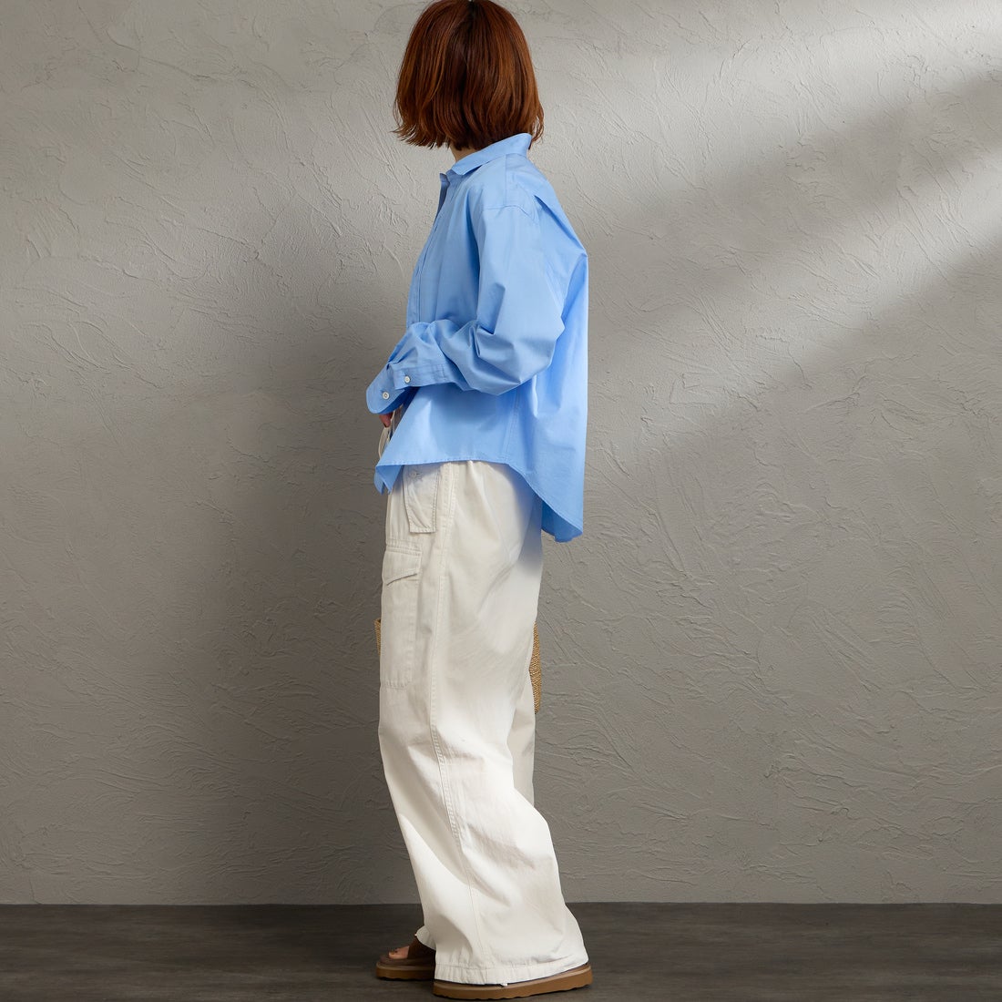 THE SHINZONE [ザ シンゾーン] ショートペックシャツ [25SMSBL12] 83 BLUE &&モデル身長：158cm 着用サイズ：F0&&