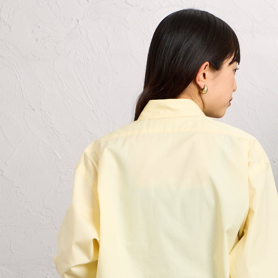 THE SHINZONE [ザ シンゾーン] ショートペックシャツ [25SMSBL12] 53 YELLOW &&モデル身長：150cm 着用サイズ：F0&&