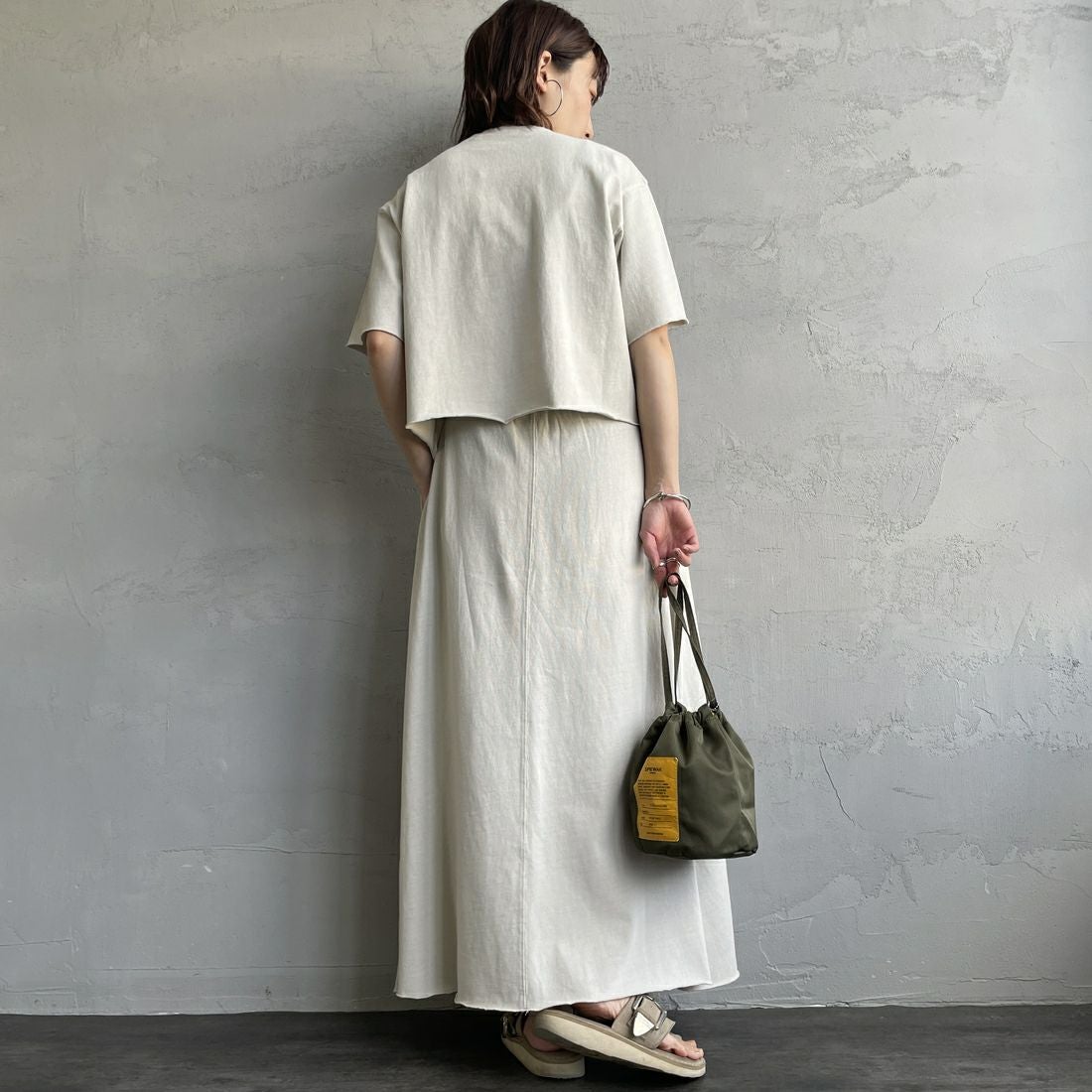 STAR&STRIPE [スターアンドストライプ] 別注 カットオフ マキシ丈フレアスカート [SSMD-080-JF] ASH GREY CHARCOAL&&モデル身長：158cm 着用サイズ：F&&