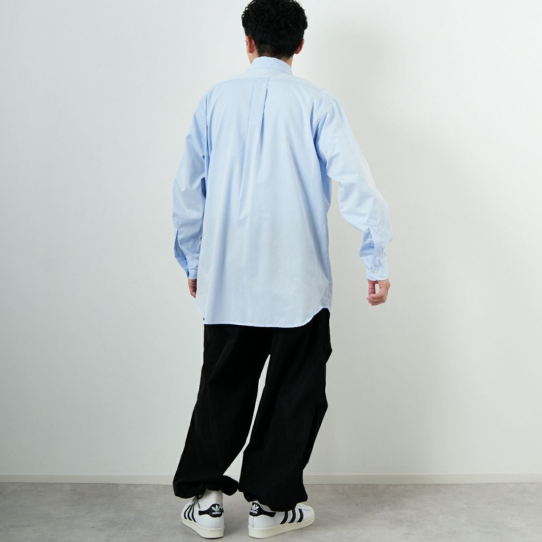 INDIVIDUALIZED SHIRTS [インディビジュアライズド シャツ] 別注 ボタンダウンシャツ [IDS2000001-JF] I21BTO-D &&モデル身長：168cm 着用サイズ：16&&