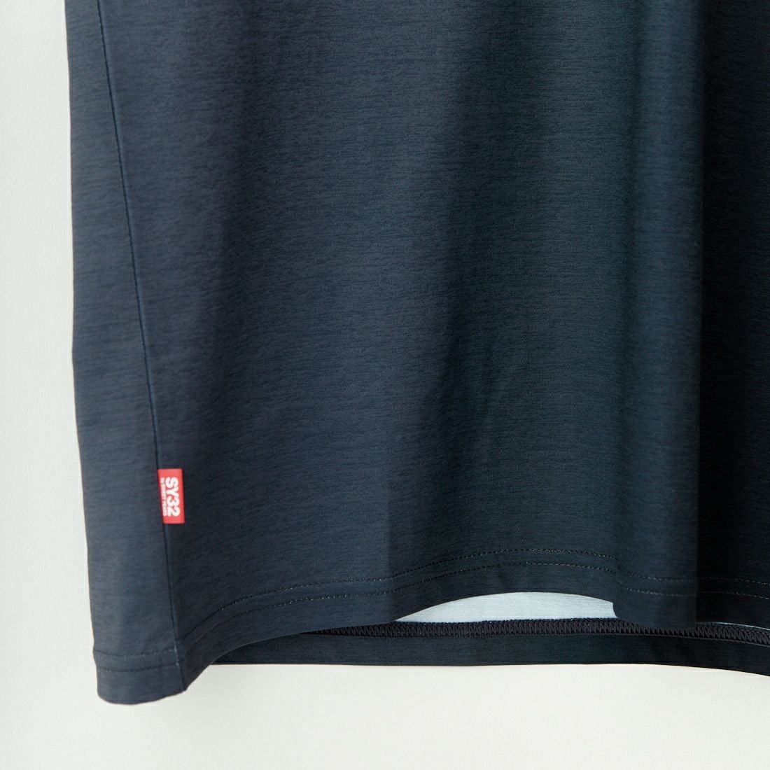 SY32 [エスワイサーティトゥ] グラデーションビッグロゴTシャツ [15027] BLACK