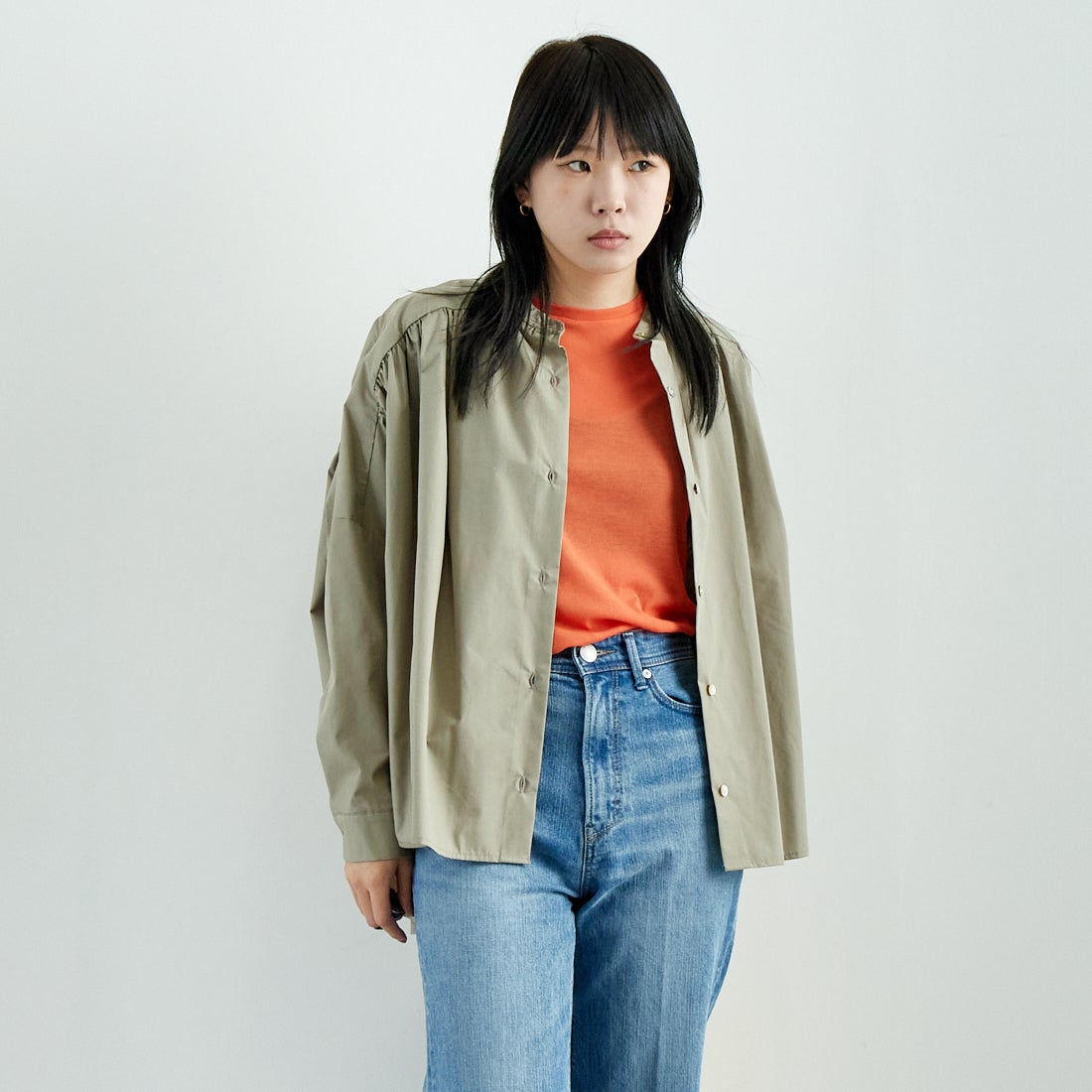 Jf Ready Made [ジェイエフレディメイド] T/Cオーバーギャザータックブラウス [4125200] ｸﾞﾚｰ &&モデル身長：167cm 着用サイズ：F&&