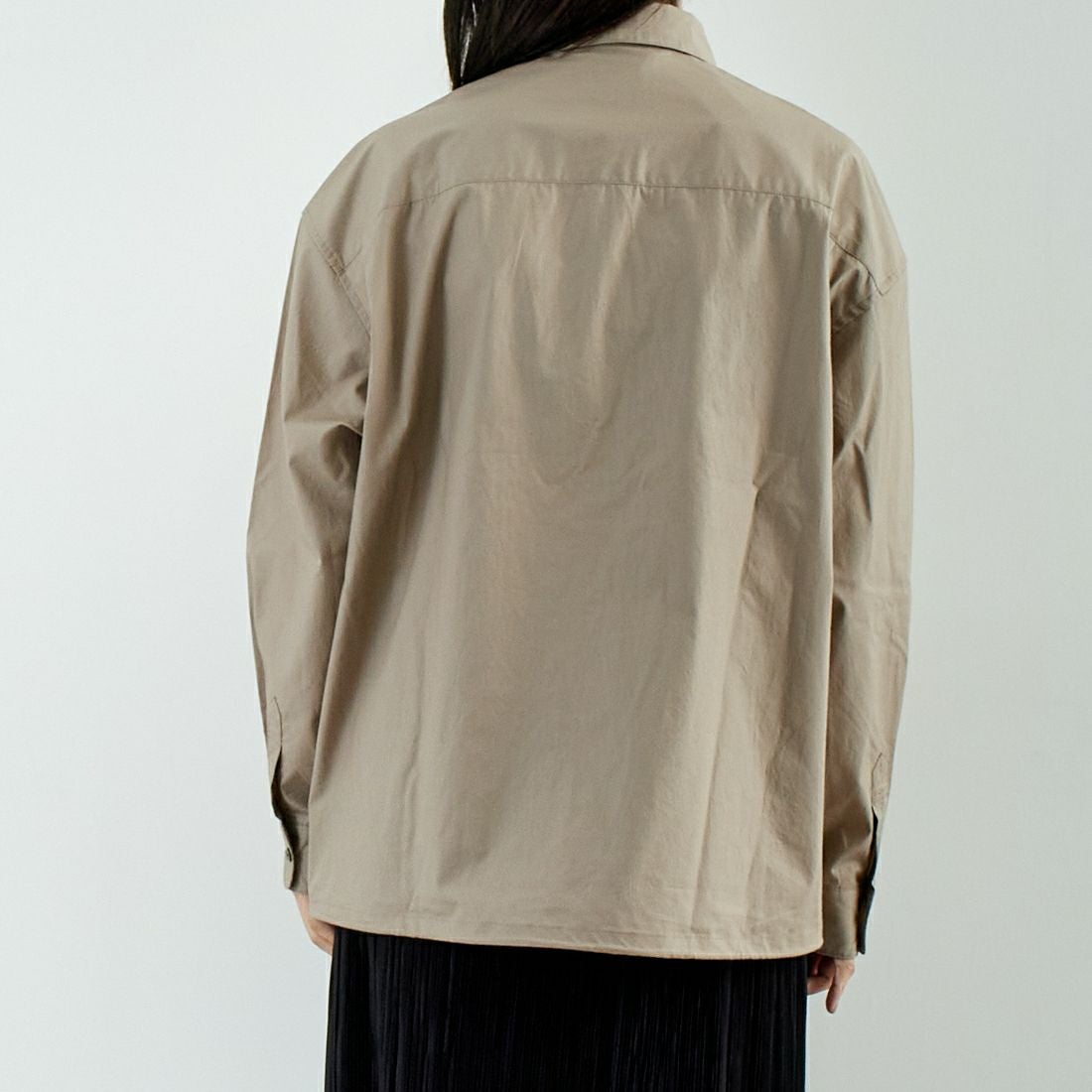 SLICK [スリック] タイプライタードローストリングシャツ [5155912] 520 GRAYBE &&モデル身長：167cm 着用サイズ：0&&