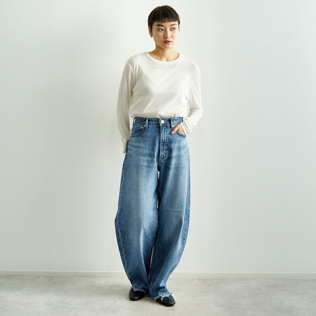 Jeans Factory Clothes [ジーンズファクトリークローズ] インナーシアーTシャツ [21254063] 031 ｵﾌ &&モデル身長：160cm 着用サイズ：F&&