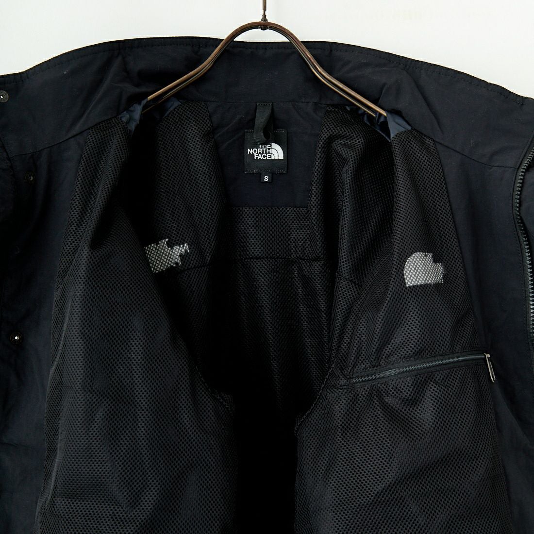 THE NORTH FACE [ザ ノースフェイス] ハイドレナウィンドジャケット [NP22550] K