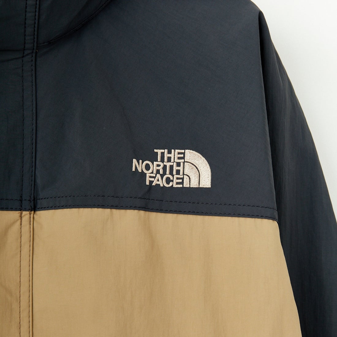 THE NORTH FACE [ザ ノースフェイス] ハイドレナウィンドジャケット [NP22550] AK