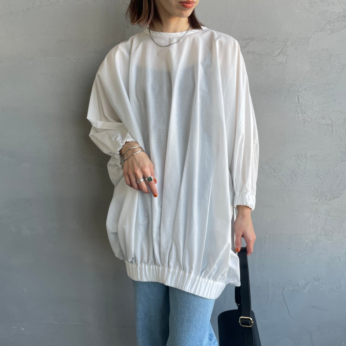 mizuiro ind [ミズイロインド] ドルマンボリュームプルオーバー [1-230109] 11 O.WHITE &&モデル身長：158cm 着用サイズ：F&&