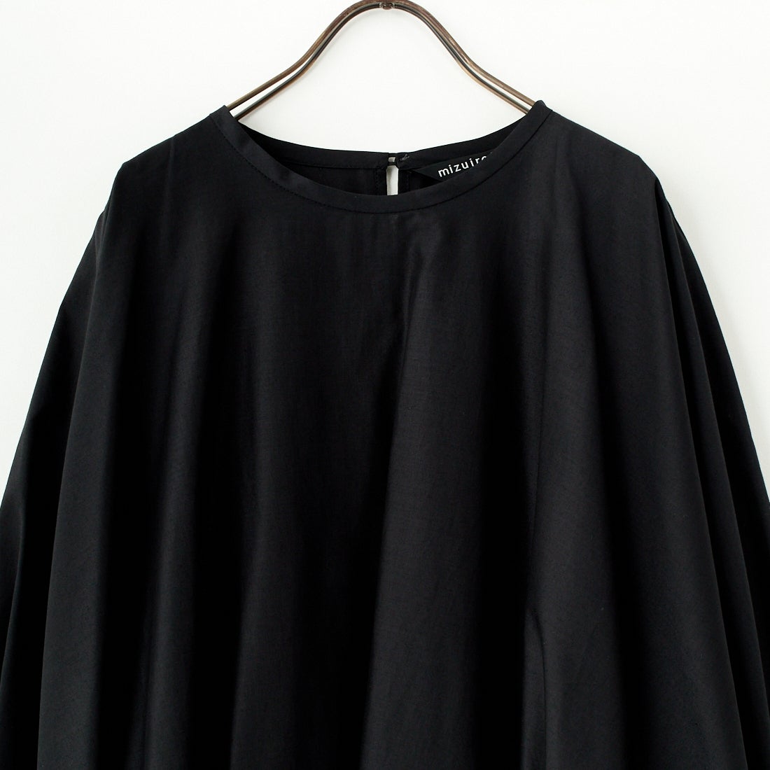 mizuiro ind [ミズイロインド] ドルマンボリュームプルオーバー [1-230109] 99 BLACK