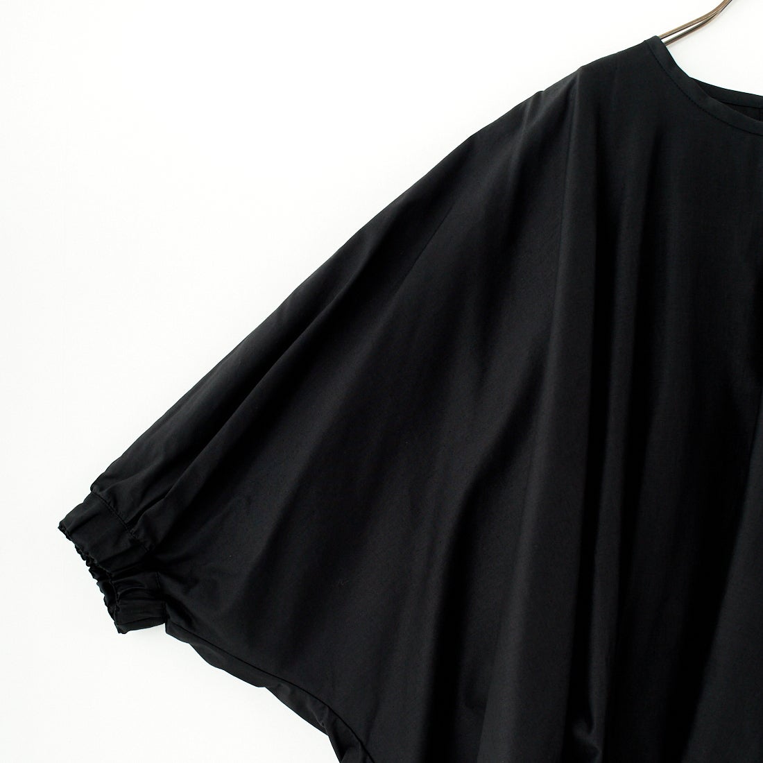 mizuiro ind [ミズイロインド] ドルマンボリュームプルオーバー [1-230109] 99 BLACK