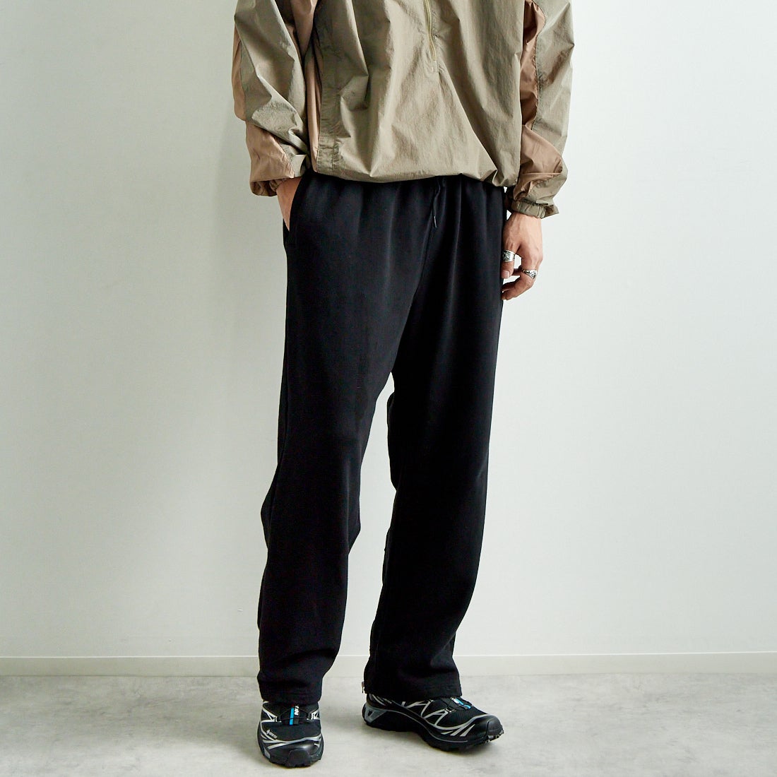 Name. [ネーム] ボンデージスウェットパンツ [NMPT-025] RED &&モデル身長：179cm 着用サイズ：1&&