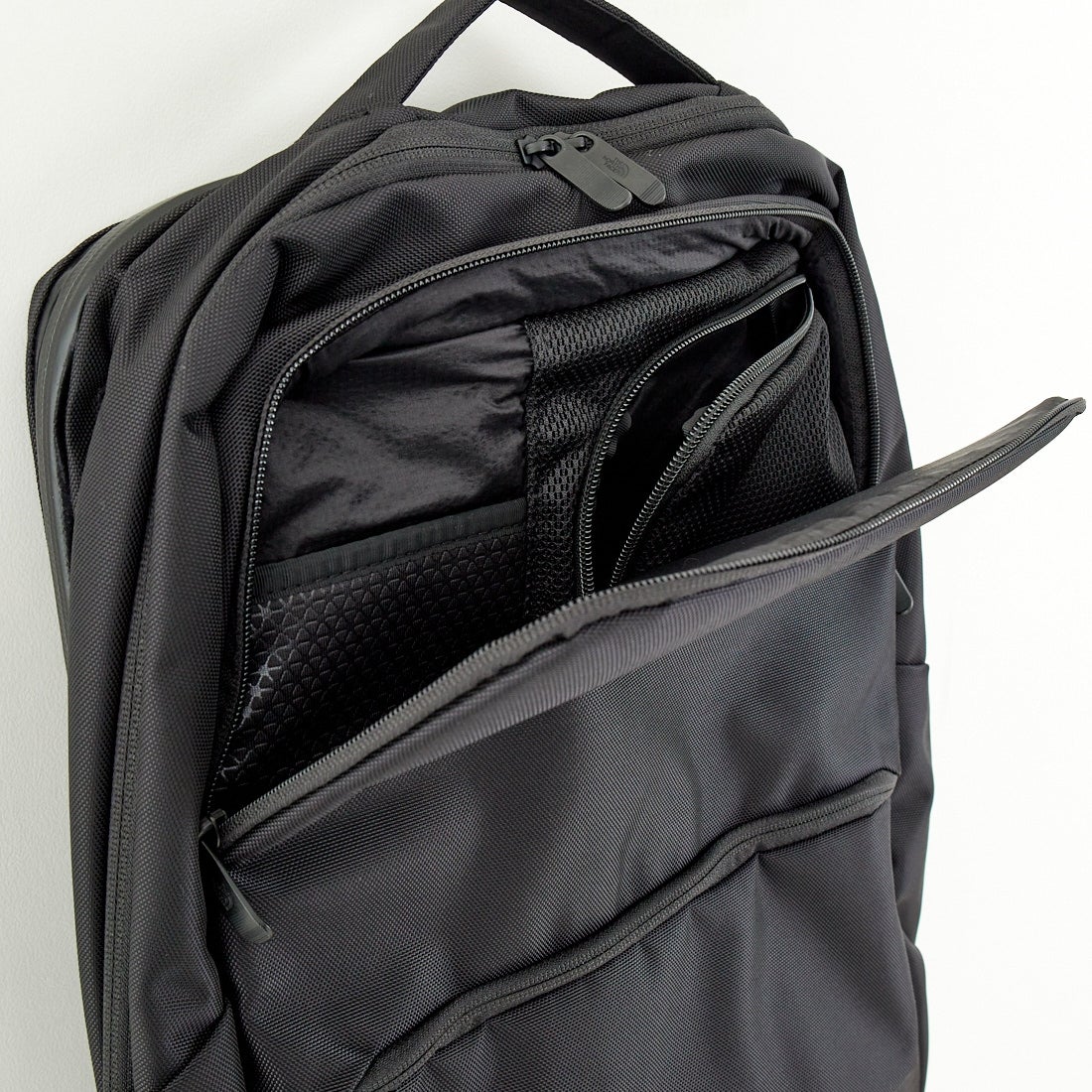 THE NORTH FACE [ザ ノースフェイス] シャトルデイパック [NM82329] K