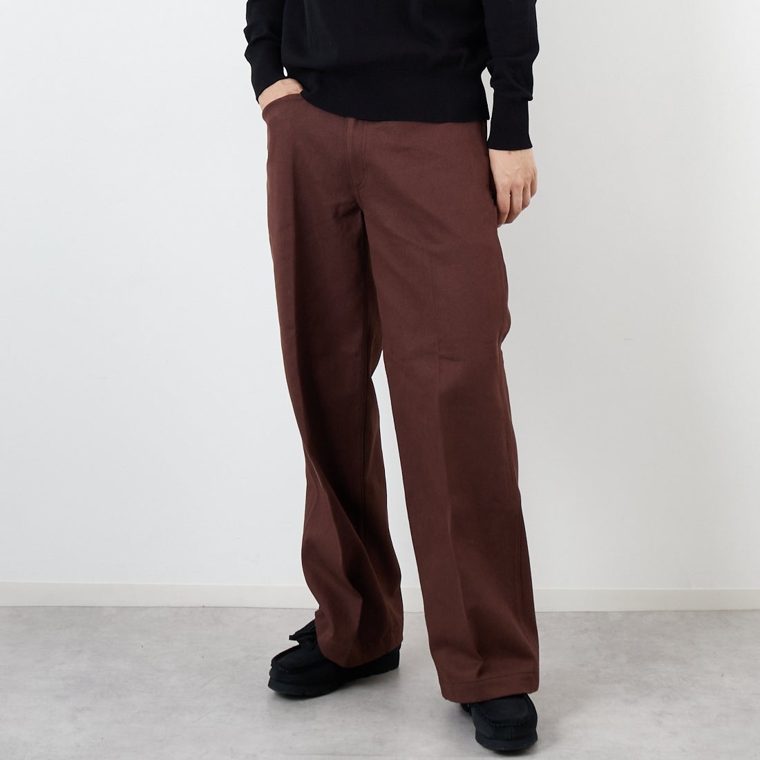 32 BROWN&&モデル身長：179cm 着用サイズ：32&&