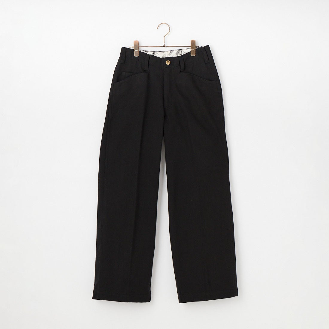 01 BLACK