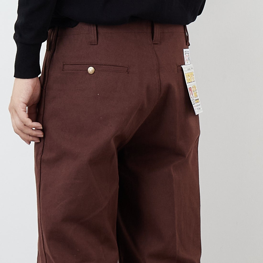 BEN DAVIS [ベンデイビス] エクストラ ワイドチノパンツ [T-23180009] 32 BROWN &&モデル身長：179cm 着用サイズ：32&&