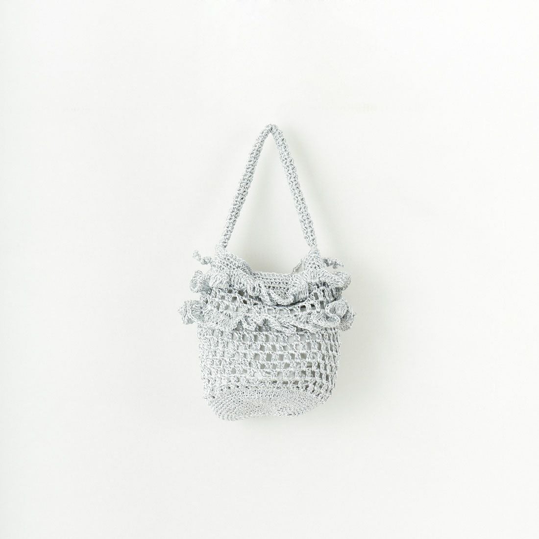 CACHELLIE [カシェリエ] メタリックフリルポーチ [C8632] SILVER