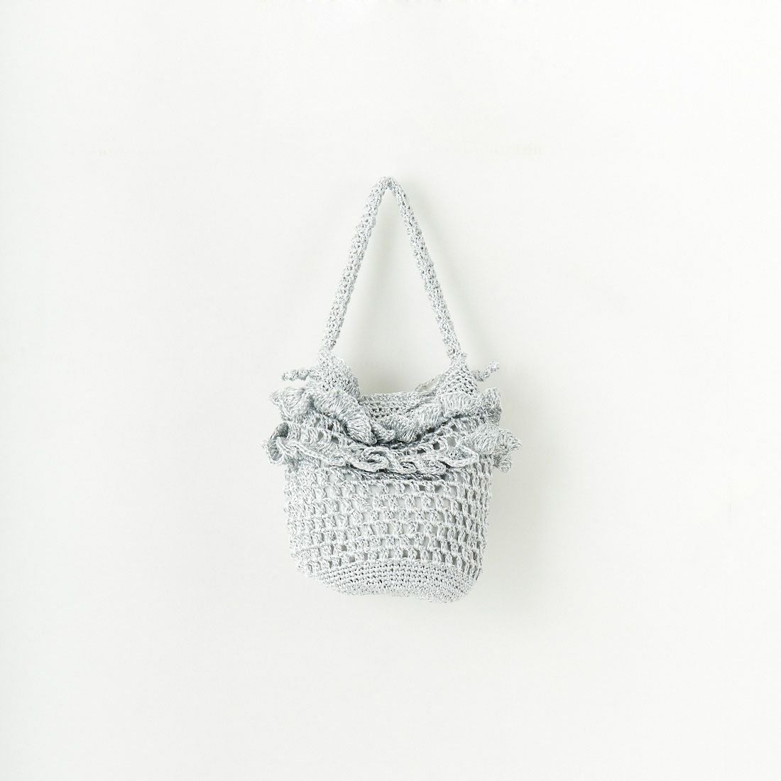 CACHELLIE [カシェリエ] メタリックフリルポーチ [C8632] SILVER