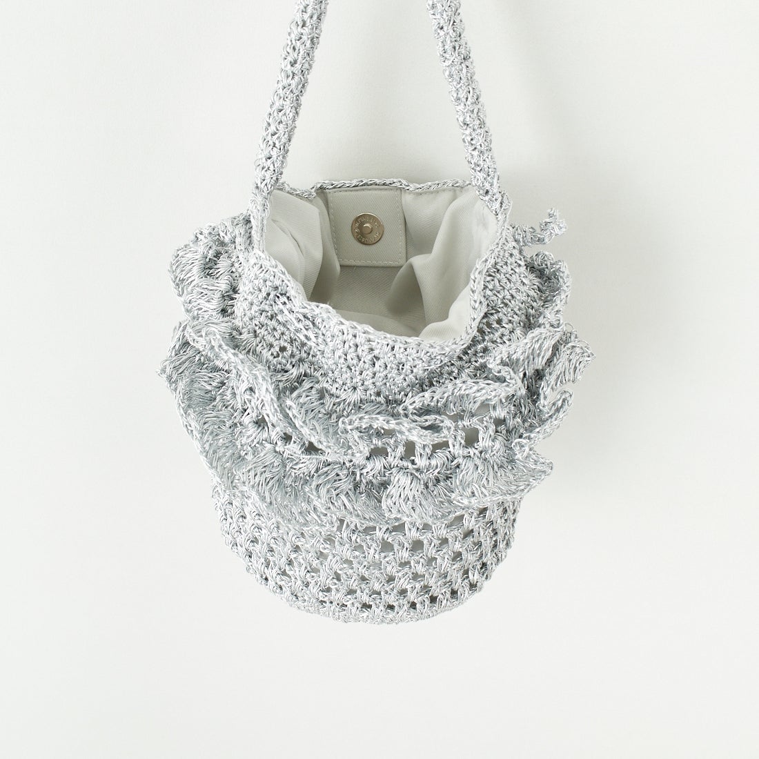 CACHELLIE [カシェリエ] メタリックフリルポーチ [C8632] SILVER