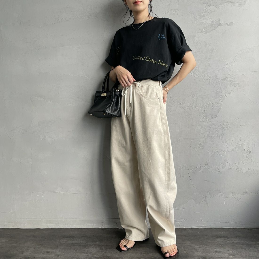 Noir Fabrik [ヌワールファブリック] カーブイージーデニムパンツ [NF-251-008] KINARI &&モデル身長：160cm 着用サイズ：M&&