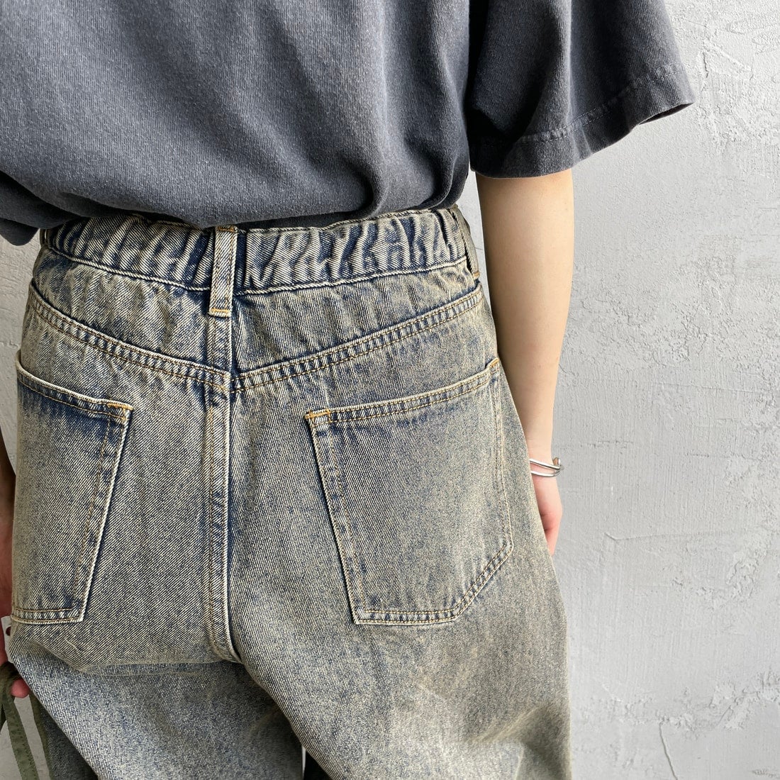 Noir Fabrik [ヌワールファブリック] カーブイージーデニムパンツ [NF-251-008] T.ACID BLU &&モデル身長：158cm 着用サイズ：M&&