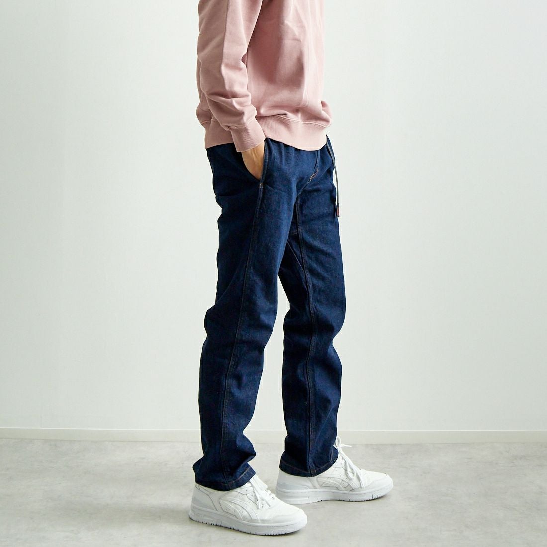 GRAMiCCi [グラミチ] ストレッチデニム NNパンツクロップド [GMP5-SJP05] ONE WASH &&モデル身長：179cm 着用サイズ：L&&