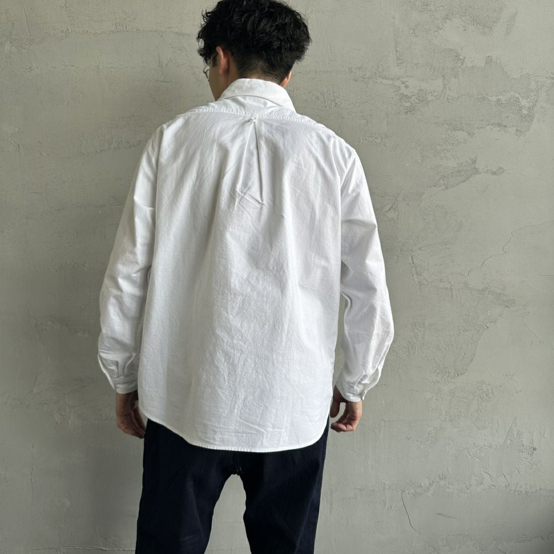 DANTON [ダントン] オックスフォード ラウンドカラーシャツ [DT-B0282SOX] WHITE &&モデル身長：168cm 着用サイズ：38&&