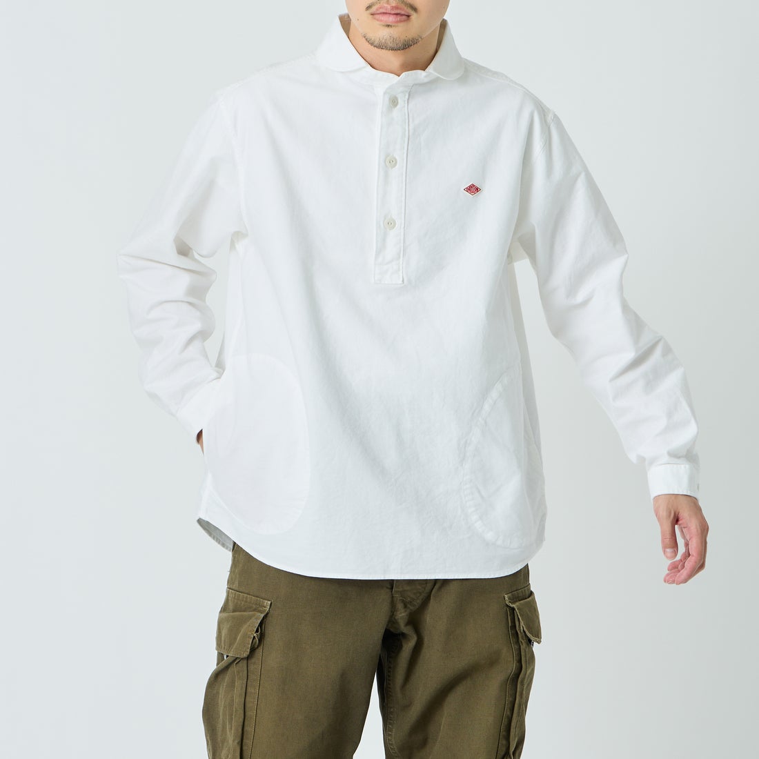 DANTON [ダントン] オックスフォード ラウンドカラーシャツ [DT-B0282SOX] WHITE &&モデル身長：168cm 着用サイズ：42&&
