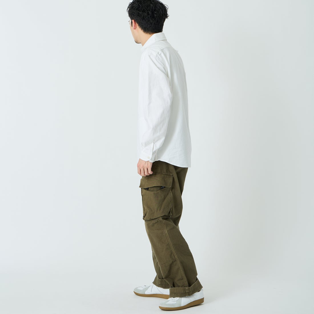 DANTON [ダントン] オックスフォード ラウンドカラーシャツ [DT-B0282SOX] WHITE &&モデル身長：168cm 着用サイズ：42&&