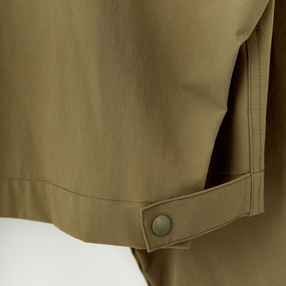 UNIVERSAL OVERALL [ユニバーサルオーバーオール] 別注 ストレッチナイロンシャツジャケット [U2512430IN-JF] OLIVE