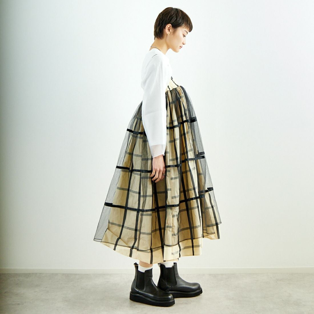 MAISON SPECIAL [メゾンスペシャル] 2WAY チュールレイヤーチェックボリュームスカート [21251515201] WHT &&モデル身長：160cm 着用サイズ：36&&