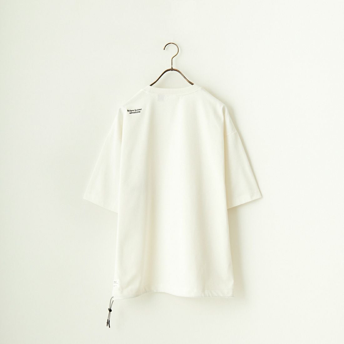 JEANSFACTORY × NANGA [ジーンズファクトリー × ナンガ] 別注 ルーズフィット ドローコードポケットTシャツ [NW25SS-JF5] WHITE