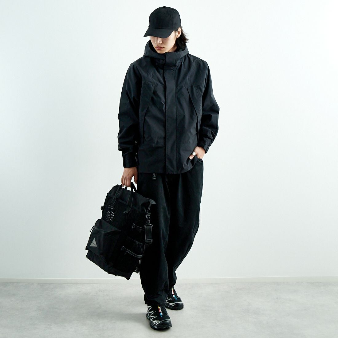 Goldwin [ゴールドウィン] パーテックス アンリミテッドツーレイヤージャケット [GL25142] BK &&モデル身長：179cm 着用サイズ：3&&