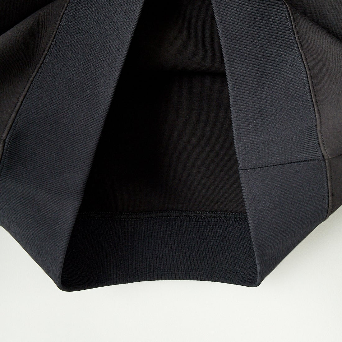 MACKAGE [マッカージュ] JULIAN クルーネックスウェット [10651701] BLACK