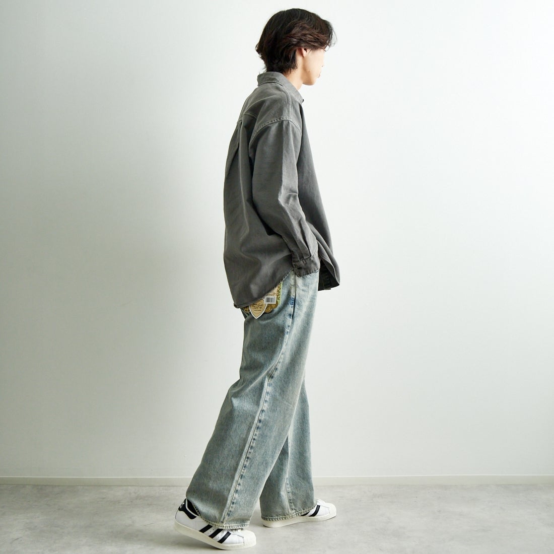 HELLO CALIF [ハローカリフ] ピグメントツイルシャツ [TH-3887] SMOKE &&モデル身長：179cm 着用サイズ：M&&