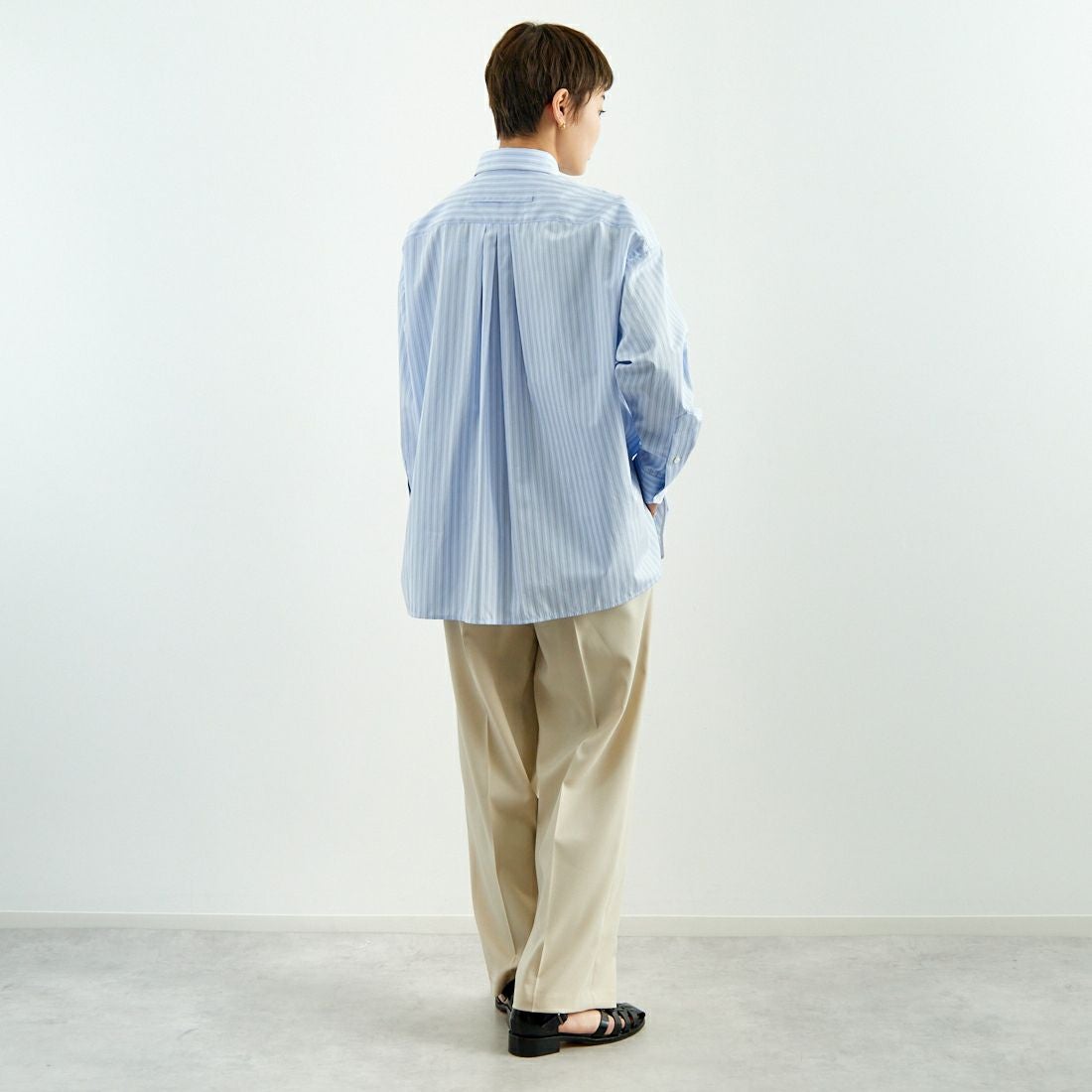 TICCA [ティッカ] スクエアビッグシャツ [TBES-011] BLU STRIPE &&モデル身長：160cm 着用サイズ：2&&