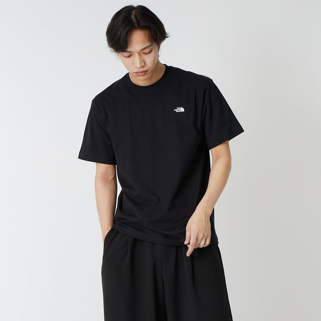 THE NORTH FACE [ザ ノースフェイス] ショートスリーブフラッシュドライヌプシコットンティー [NT32536] K &&モデル身長：179cm 着用サイズ：M&&