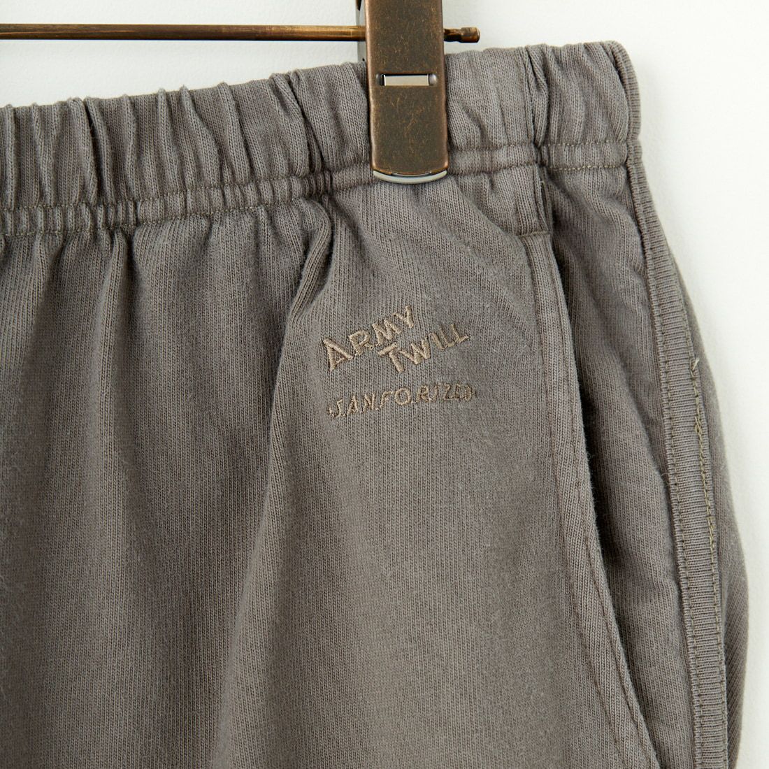 ARMY TWILL SANFORIZED [アーミーツイル サンフォライズド] ヘビージャージーパンツ [AM-2515005] KHAKI