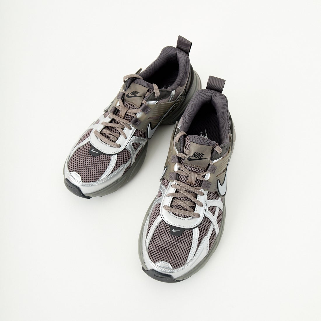 NIKE [ナイキ] V2K ラン スニーカー [HQ1678] 200 CV STN