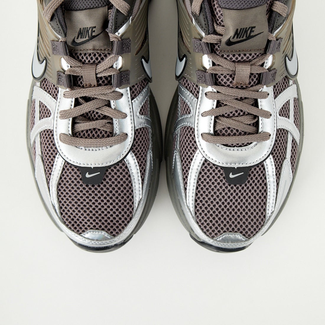 NIKE [ナイキ] V2K ラン スニーカー [HQ1678] 200 CV STN