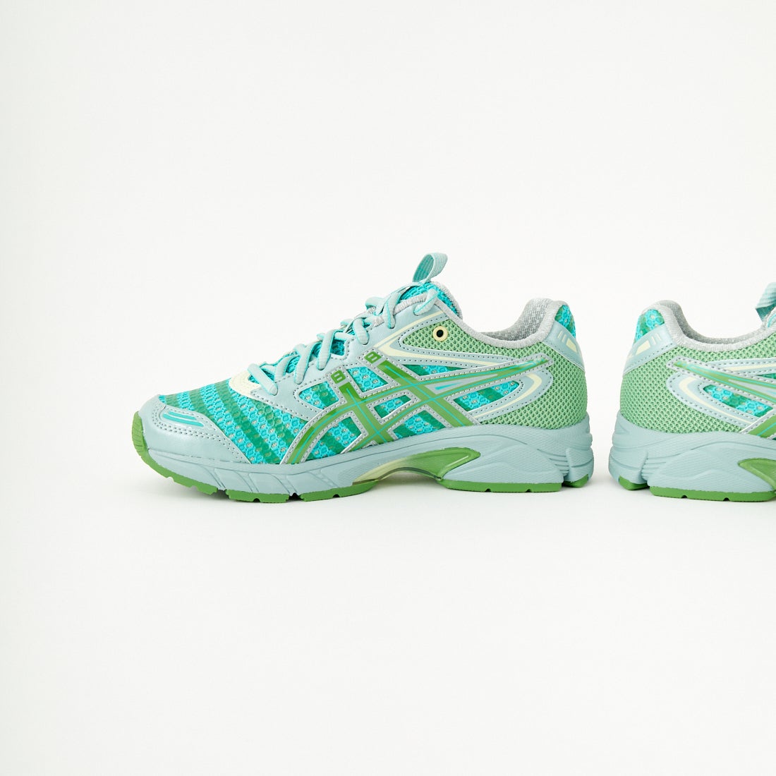 ASICS [アシックス] スニーカー [UB9-S-GEL-DS-TRAINER] 300