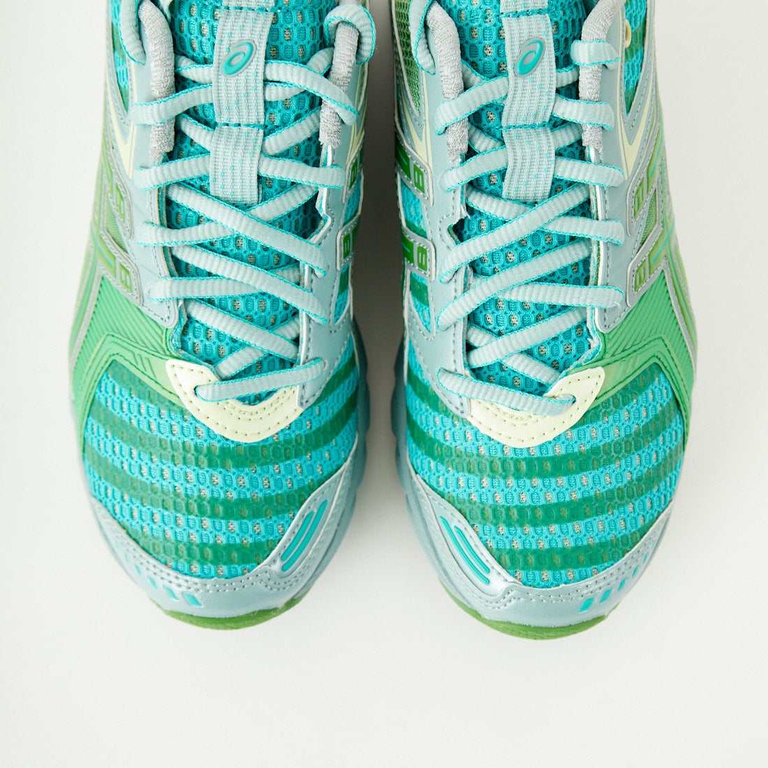 ASICS [アシックス] スニーカー [UB9-S-GEL-DS-TRAINER] 300