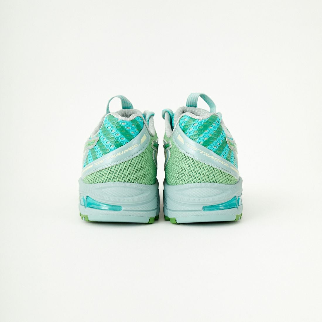 ASICS [アシックス] スニーカー [UB9-S-GEL-DS-TRAINER] 300