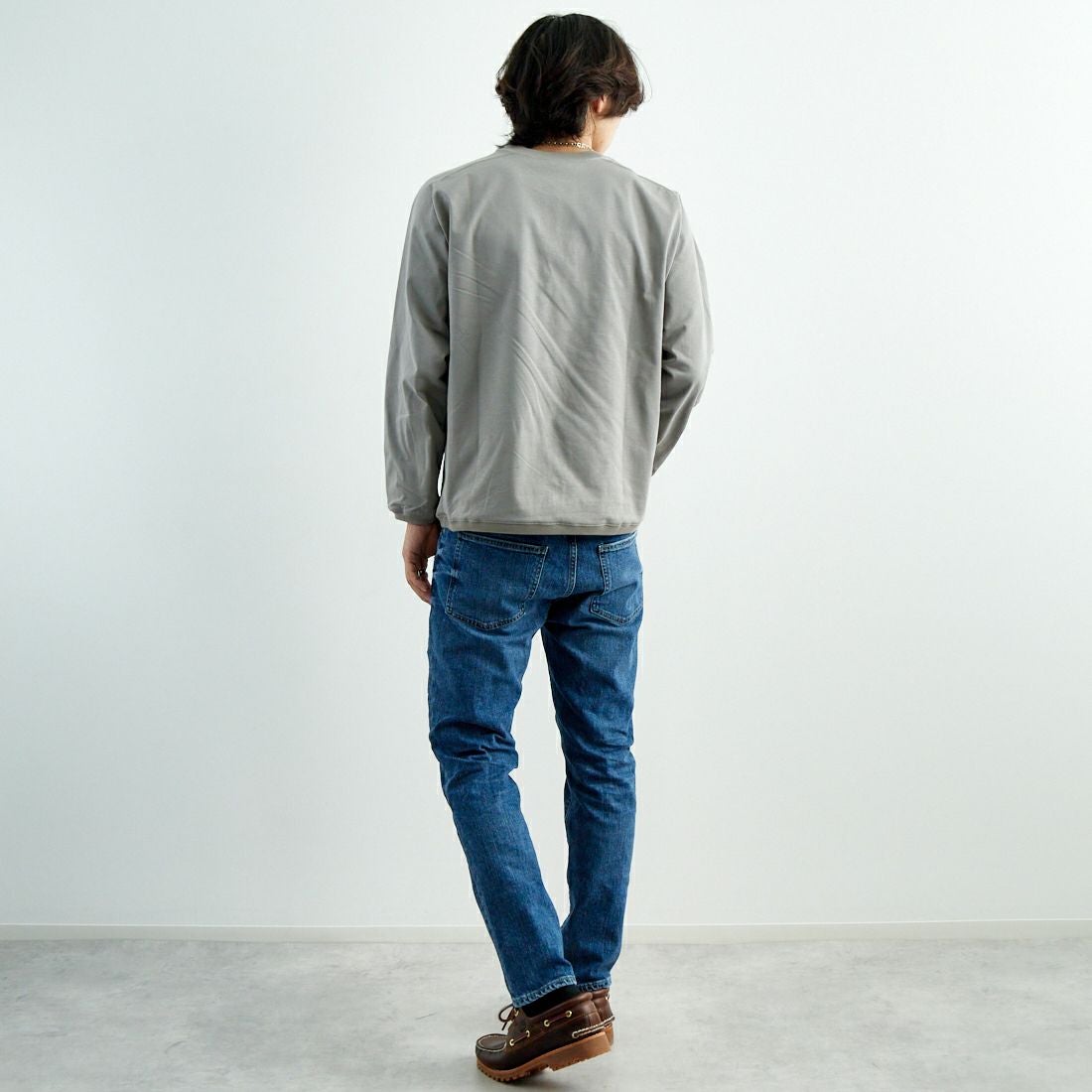 RED CARD TOKYO [レッドカード トーキョー] Rhythm+ スリムテーパードデニム [12M86801CMD] CLEAN MID &&モデル身長：179cm 着用サイズ：31&&