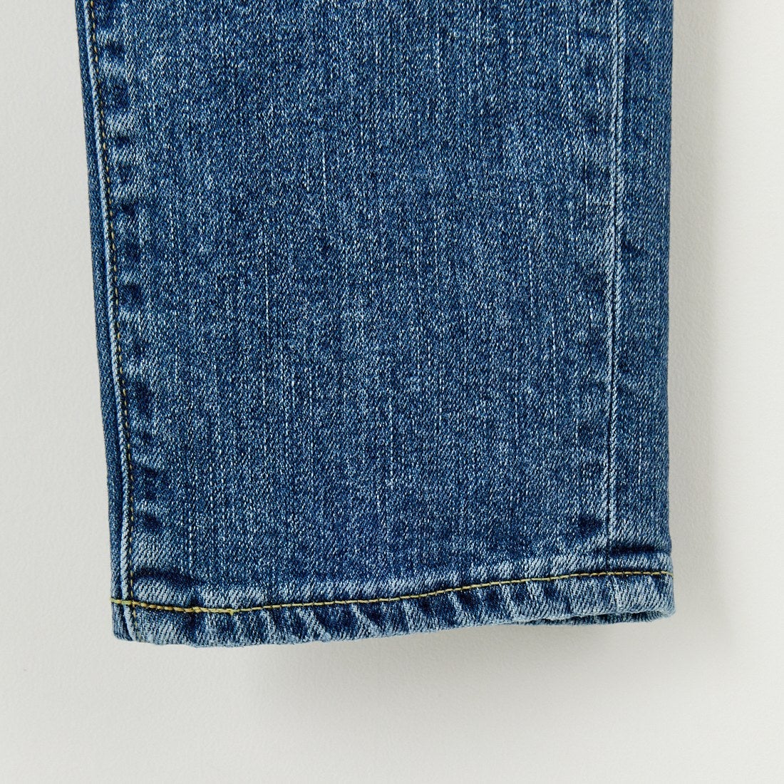 RED CARD TOKYO [レッドカード トーキョー] Rhythm+ スリムテーパードデニム [12M86801CMD] CLEAN MID